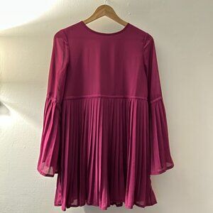 Missguided Pleated Swing Dress in Magenta